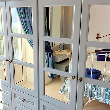 Thetida Studio Apartment Pisaetos